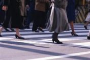 Passants dans la rue
