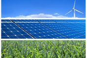une éolienne et des panneaux photovoltaïques