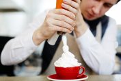utilisation d'un siphon à chantilly