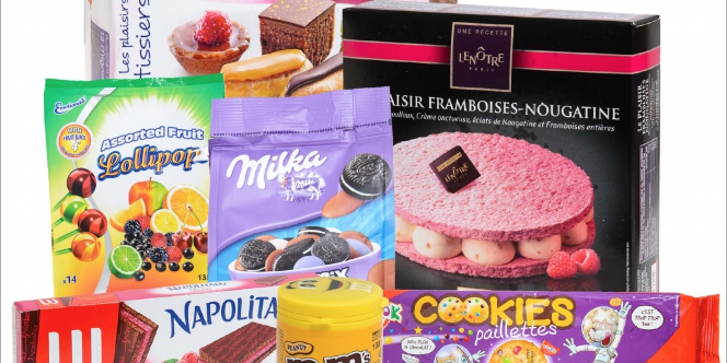 Une photo de bonbons et de desserts glacés analysés