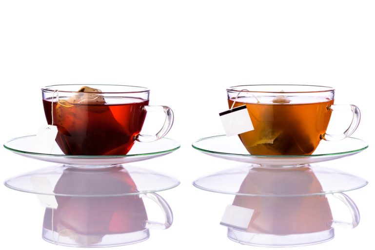des tasses de thé
