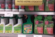 produits phytosanitaires en rayon