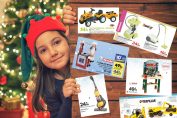 enfant à Noël et catalogues de jouets