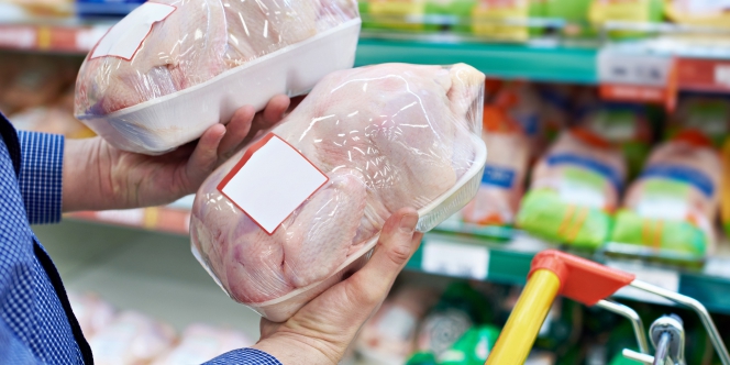 deux poulets en barquette