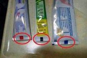 Dentifrice et carré coloré