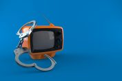 Un téléviseur avec des menottes