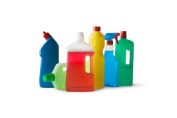 nettoyant multiusages, gel WC, lave-vitres et autres produits ménagers