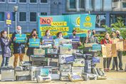 manifestation contre l’obsolescence des imprimantes