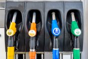 superéthanol, gazole et super dans une station-service