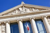 façade du tribunal de Nice