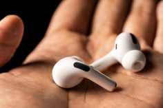 des écouteurs Apple AirPods Pro