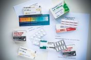 Différentes boîtes de médicaments opioïdes