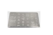 Risque de coupures avec le kit de nail art stampy de la marque essence