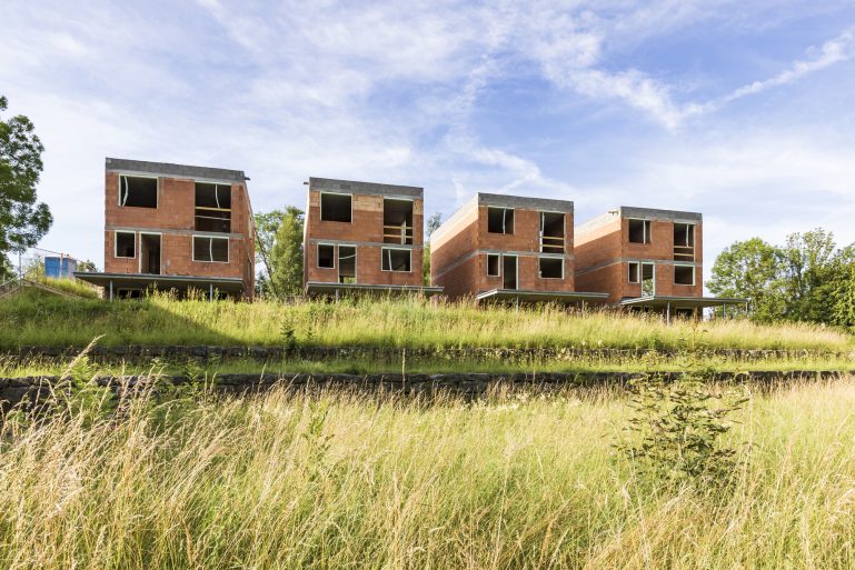 Des maisons en construction