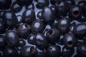Des olives noires industrielles