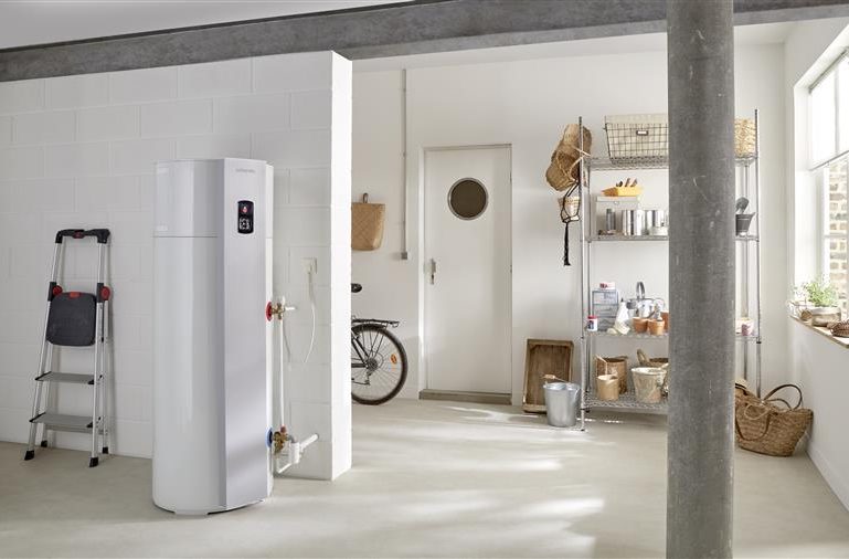 Un chauffe-eau thermodynamique dans  :  :  :  :  :  :  :  :  : 9 hun garage