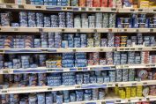 Rayon de conserves de thon