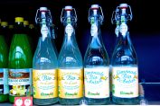 Des bouteilles de limonade