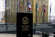 Le parvis de la Cour de justice de l’Union européenne
